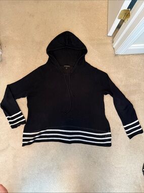 Banana Republic Navy Hooded Lightweight Sweater with White Trim